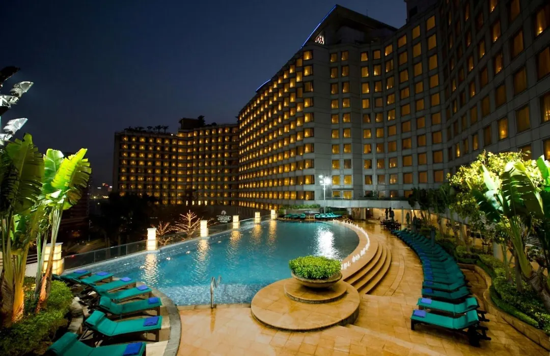 Harbour Plaza Metropolis-1